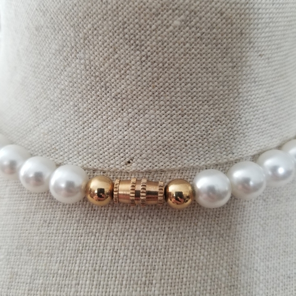 Vintage Pearl Choker - Picture 2 of 2